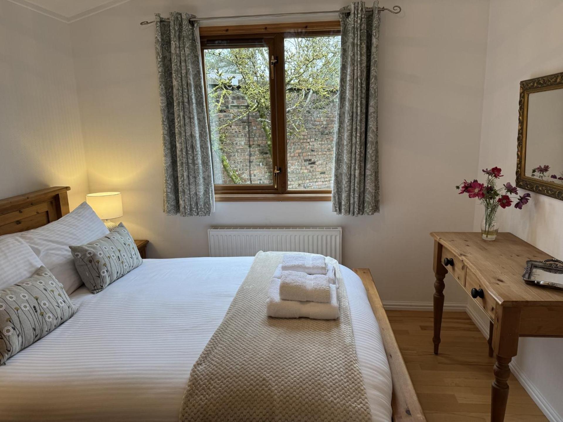 Walled Garden Lodges Loch Lomond Balloch Luaran gambar